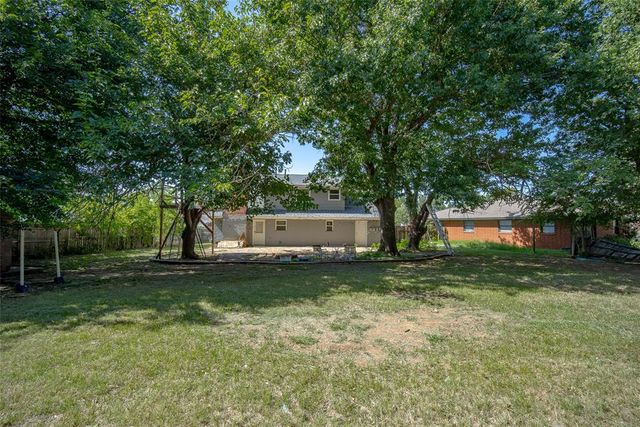 118 Oakside Drive, Oklahoma City, OK 73160