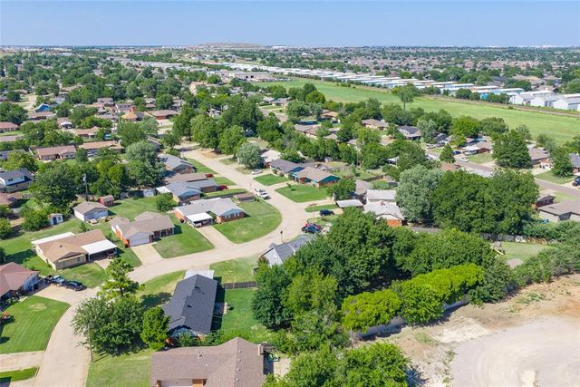 118 Oakside Drive, Oklahoma City, OK 73160
