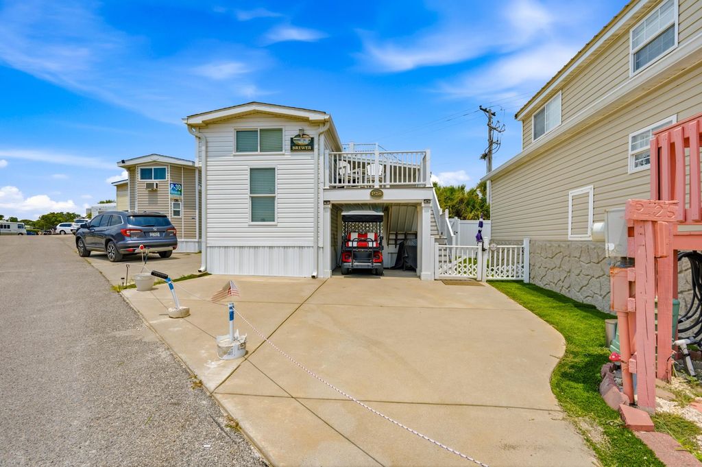 9700 Kings Rd., Myrtle Beach, SC 29572 — exterior