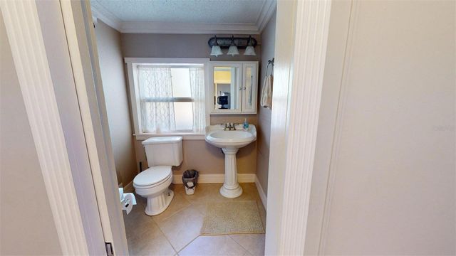 1405 N LAKE REEDY BOULEVARD, Frostproof, FL 33843