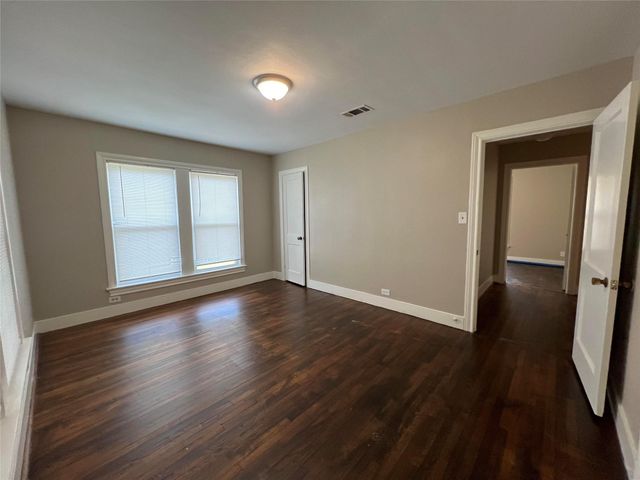 613 Koehl Street, Wharton, TX 77488