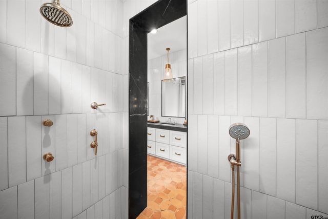 1555 Chaparrel Run, Tyler, TX 75703