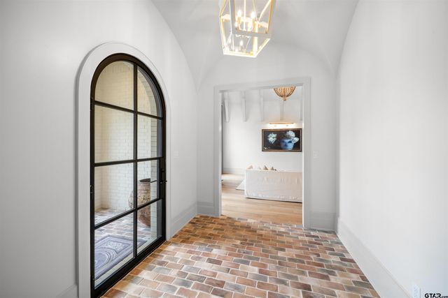 1555 Chaparrel Run, Tyler, TX 75703