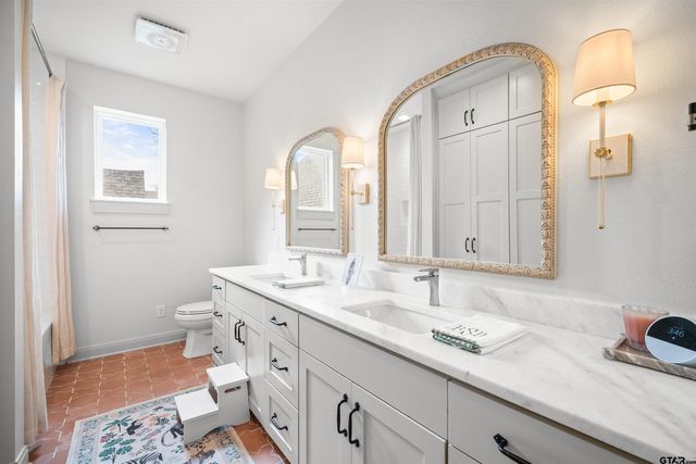 1555 Chaparrel Run, Tyler, TX 75703