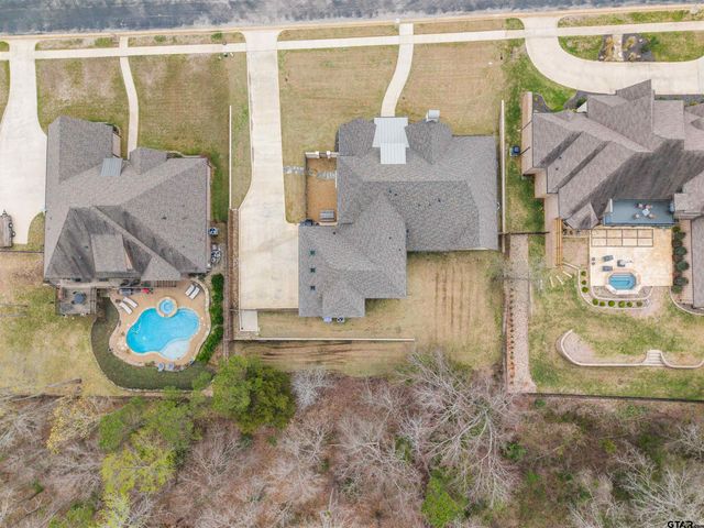 1555 Chaparrel Run, Tyler, TX 75703