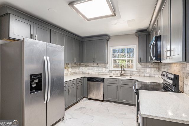 4521 S Roberts Drive, Sugar Hill, GA 30518