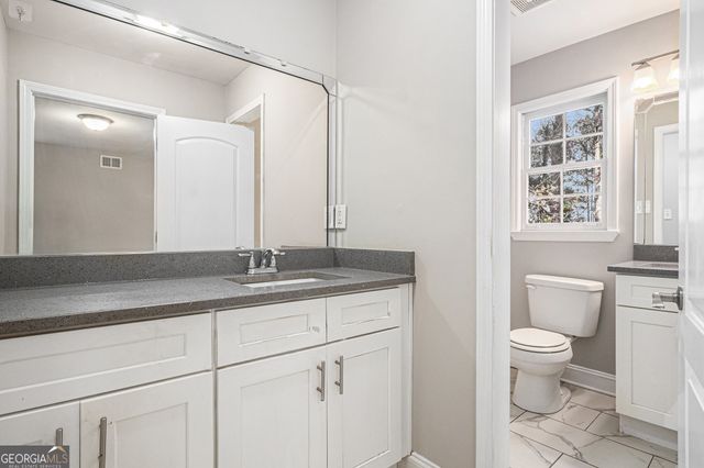 4521 S Roberts Drive, Sugar Hill, GA 30518