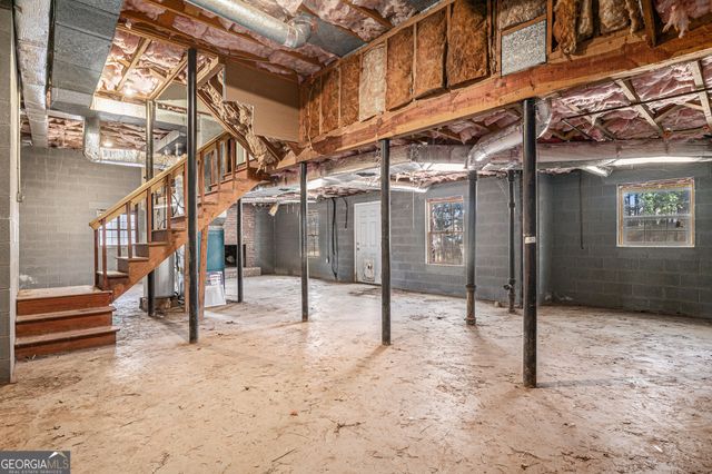 4521 S Roberts Drive, Sugar Hill, GA 30518