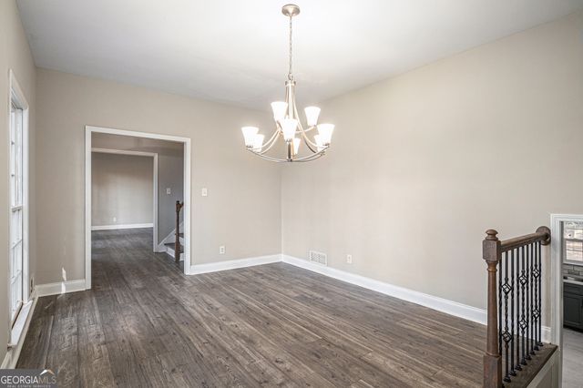 4521 S Roberts Drive, Sugar Hill, GA 30518