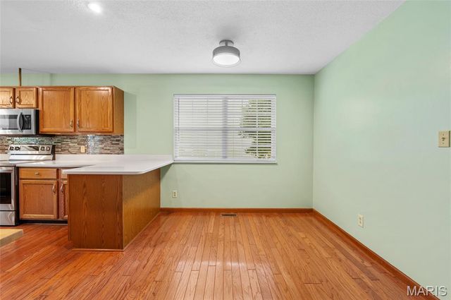 114 Del Rio Court, Belleville, IL 62221