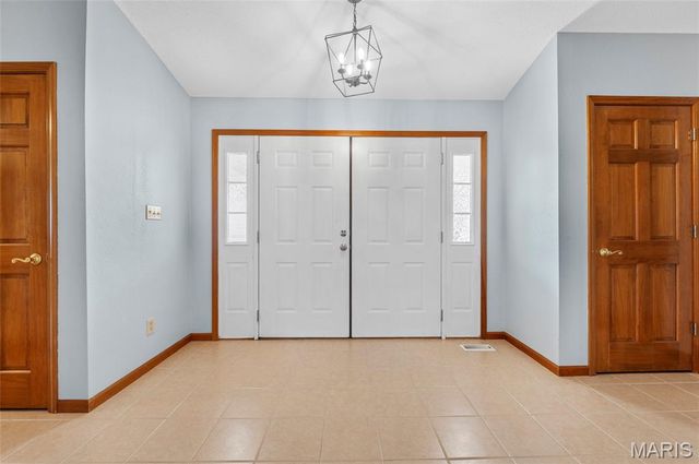 114 Del Rio Court, Belleville, IL 62221