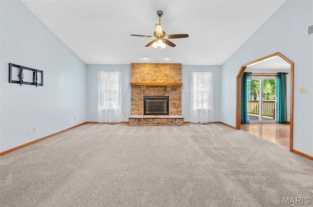 114 Del Rio Court, Belleville, IL 62221