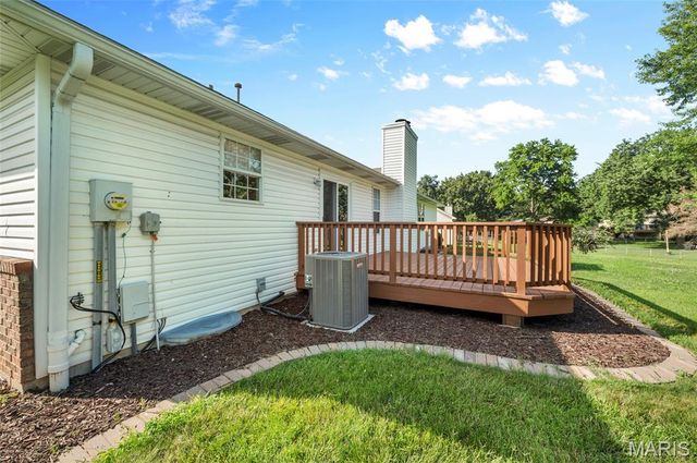 114 Del Rio Court, Belleville, IL 62221