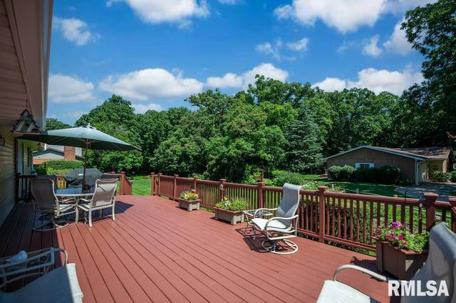 306 WHITE OAK Court, East Peoria, IL 61611
