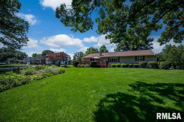 306 WHITE OAK Court, East Peoria, IL 61611
