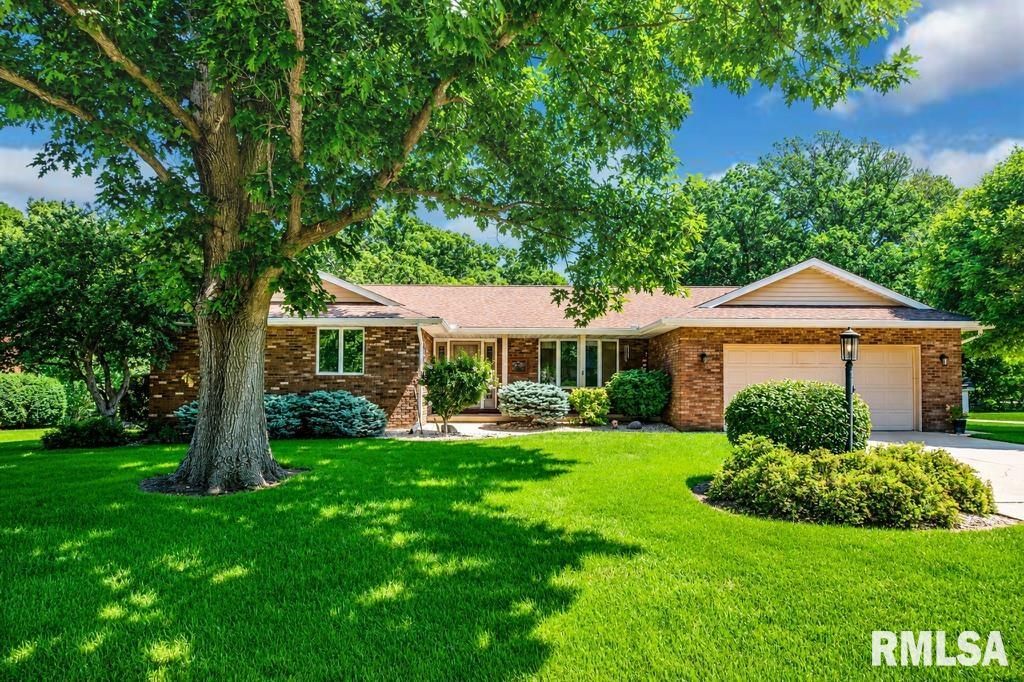 306 WHITE OAK Court, East Peoria, IL 61611