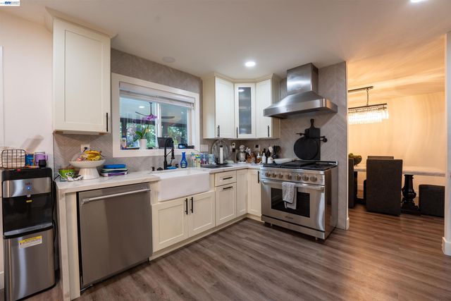 214 Devon Ave, Pleasant Hill, CA 94523