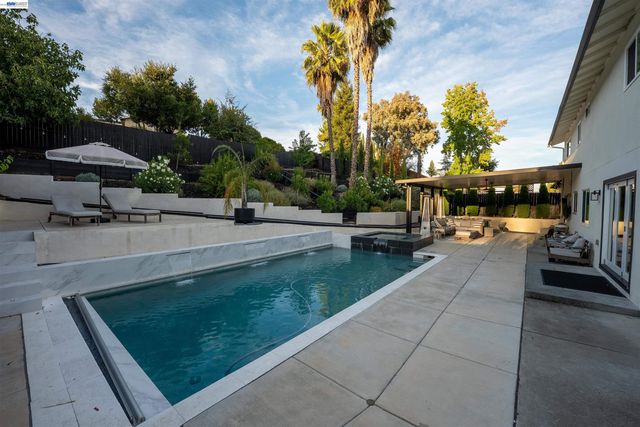 214 Devon Ave, Pleasant Hill, CA 94523