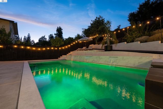 214 Devon Ave, Pleasant Hill, CA 94523