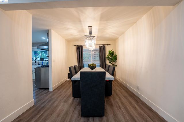 214 Devon Ave, Pleasant Hill, CA 94523