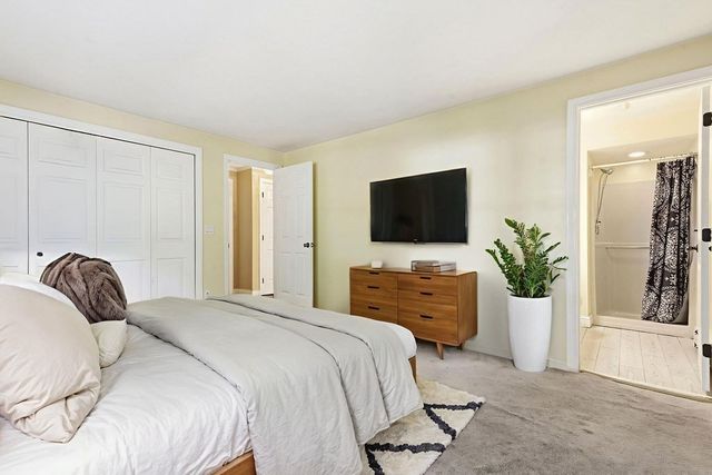 610 South Franklin Street B204, Holbrook, MA 02343