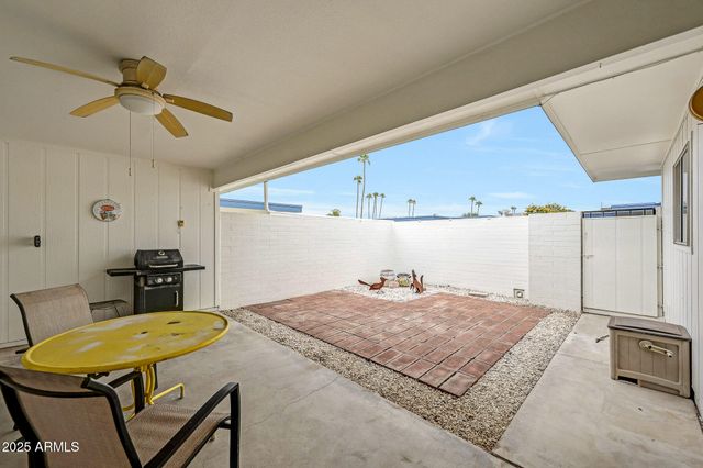 9935 W THUNDERBIRD Boulevard, Sun City, AZ 85351