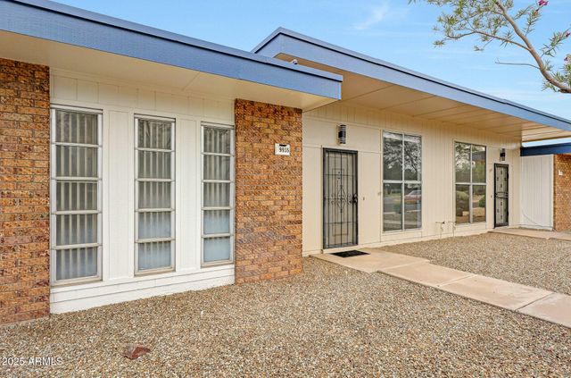 9935 W THUNDERBIRD Boulevard, Sun City, AZ 85351