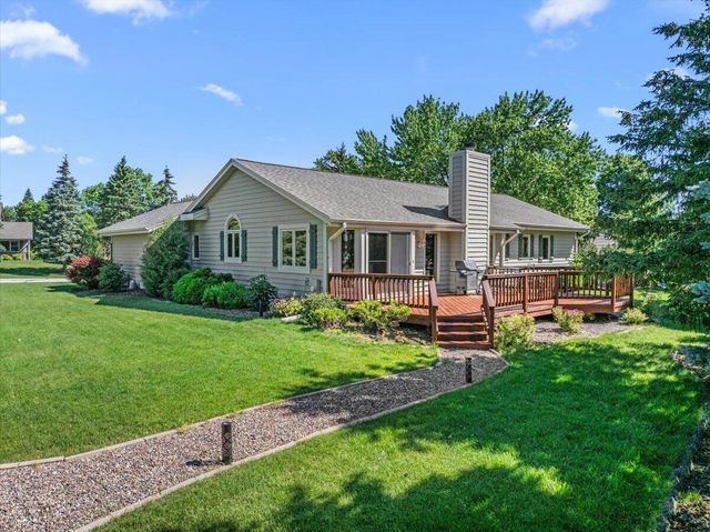 N103W15923 Founders LANE, Germantown, WI 53022