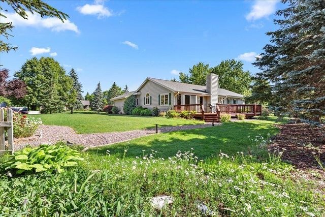 N103W15923 Founders LANE, Germantown, WI 53022