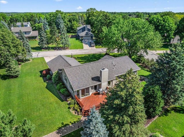 N103W15923 Founders LANE, Germantown, WI 53022