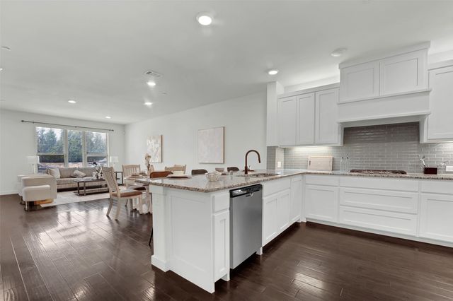 432 Texas Drive, Plano, TX 75075