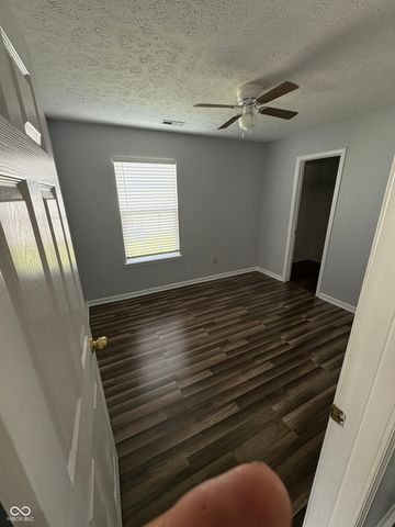 706 Lighthouse Drive, Fortville, IN 46040