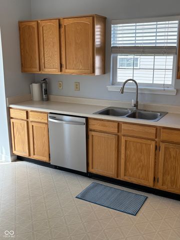 706 Lighthouse Drive, Fortville, IN 46040