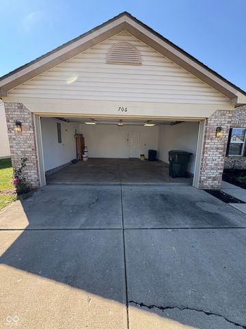 706 Lighthouse Drive, Fortville, IN 46040