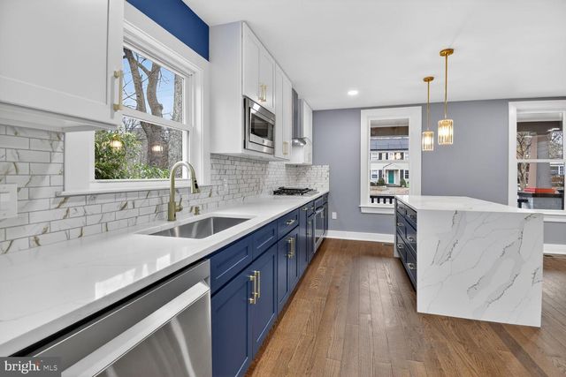 1004 ELM AVE, Takoma Park, MD 20912