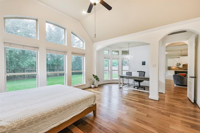 23 Langstone Place, Spring, TX 77389