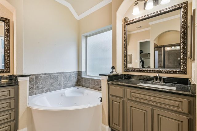 23 Langstone Place, Spring, TX 77389