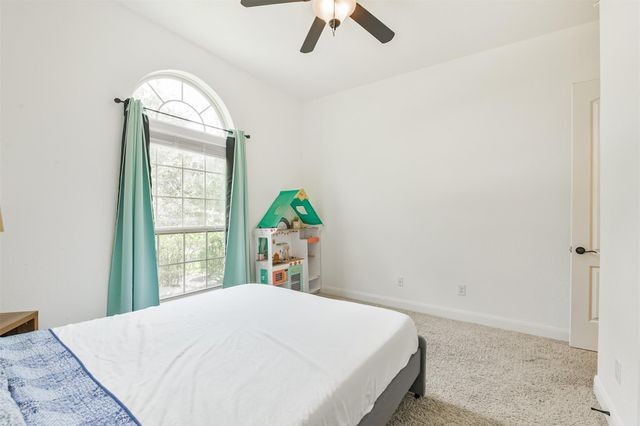 23 Langstone Place, Spring, TX 77389