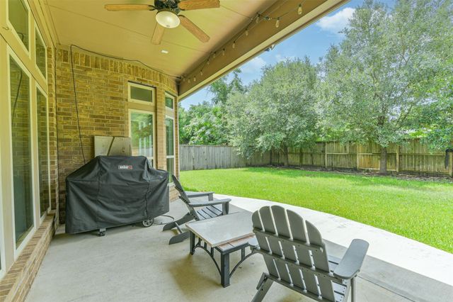 23 Langstone Place, Spring, TX 77389