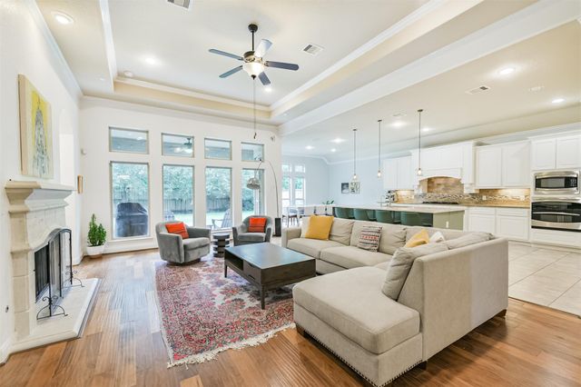 23 Langstone Place, Spring, TX 77389