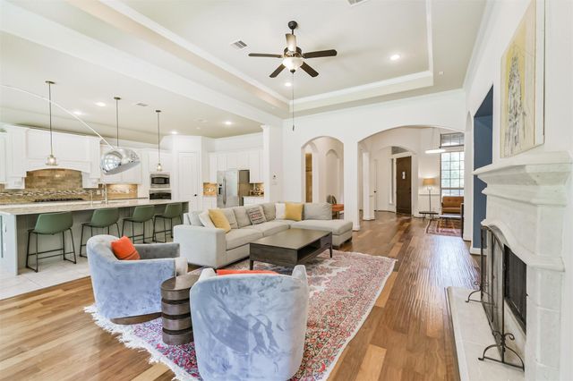23 Langstone Place, Spring, TX 77389