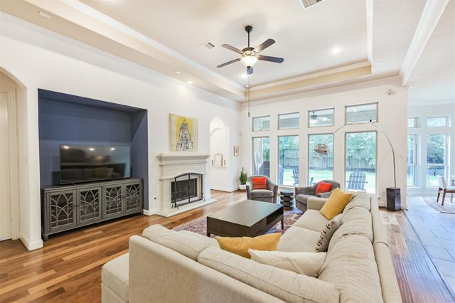 23 Langstone Place, Spring, TX 77389