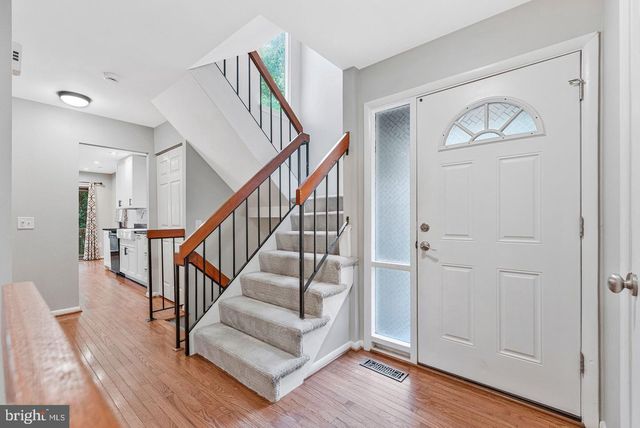 2347 MILLENNIUM LN, Reston, VA 20191