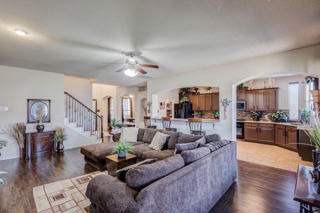 936 Bending Oak Drive, Cedar Hill, TX 75104