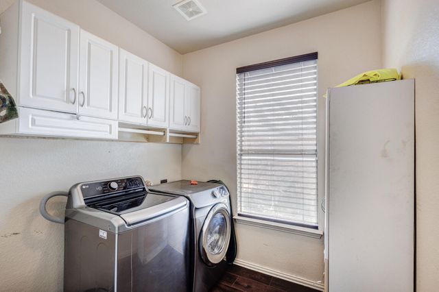 936 Bending Oak Drive, Cedar Hill, TX 75104