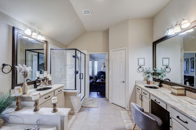 936 Bending Oak Drive, Cedar Hill, TX 75104