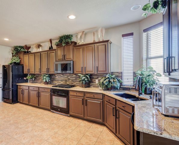 936 Bending Oak Drive, Cedar Hill, TX 75104