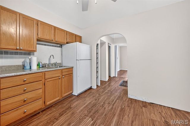 8907 Argyle Avenue, Overland, MO 63114