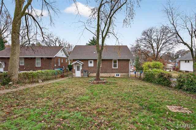 8907 Argyle Avenue, Overland, MO 63114