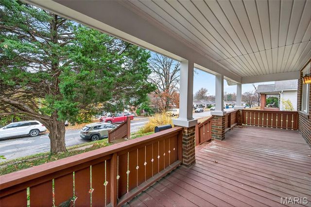 8907 Argyle Avenue, Overland, MO 63114